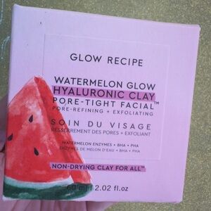 Glow Recipe Watermelon Glow Hyaluronic Clay Pore-Tight Facial Mask NWB